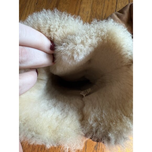 Ugg Boots Style 1873 Bailey Button Triplet Tan Womens Size 9 EUC - Picture 8 of 10